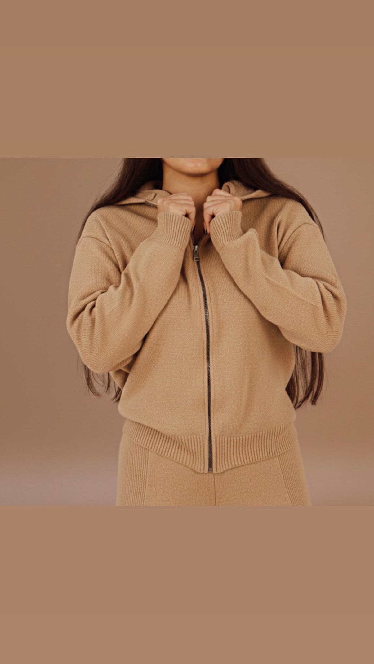 The Knit Edition Set in Beig